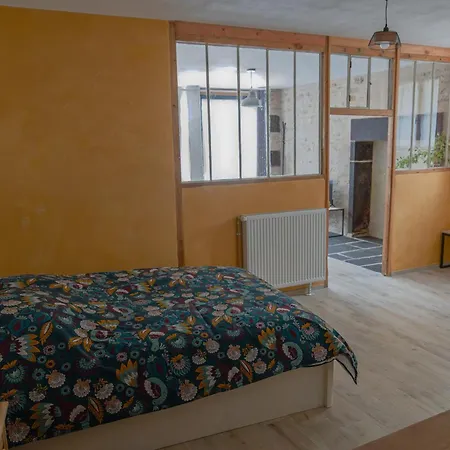 Apartment Pmr - Le Petit Atelier De Claudius Artonne