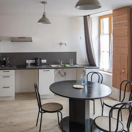 Pmr - Le Petit Atelier De Claudius Apartment